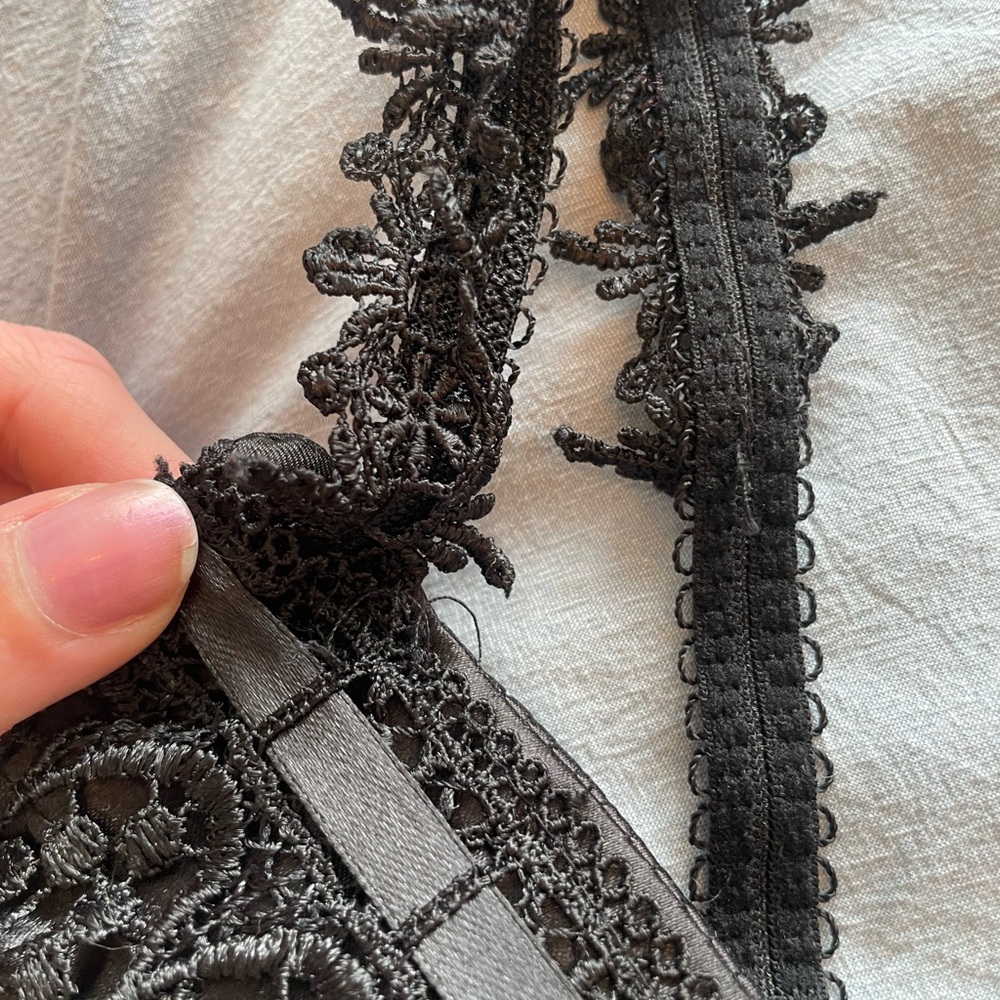 Amazing Vintage Black Seductions Corset Top - Picture 11 of 13
